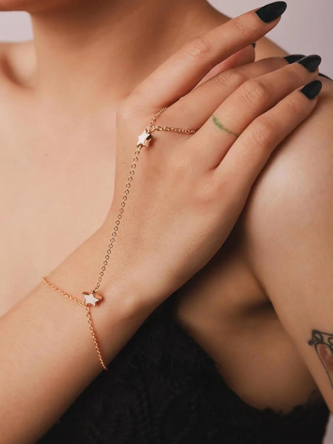 LIU JUN Hand Chain Bracelet For Women, 14k Finger Ring Chains Bracelets Heart Infinity Summer Minimalist Boho Beach Stainless Steel Gift Jewelry